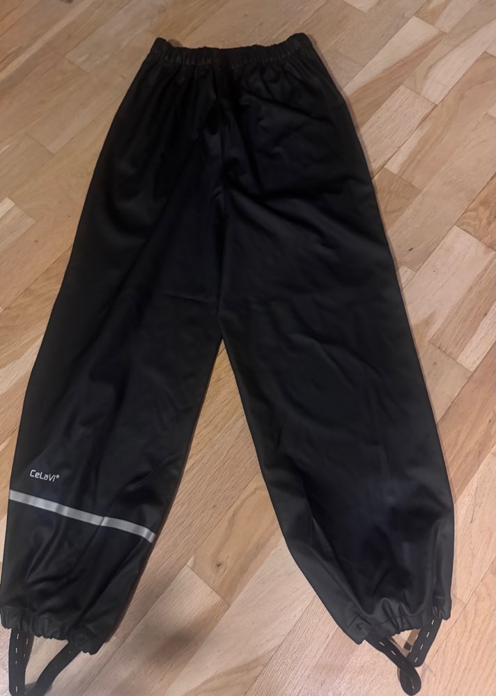 Pollabuxur st. 140