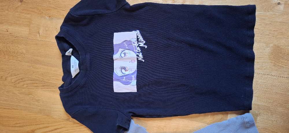 Tveir H&M bolir 146/152 myndir