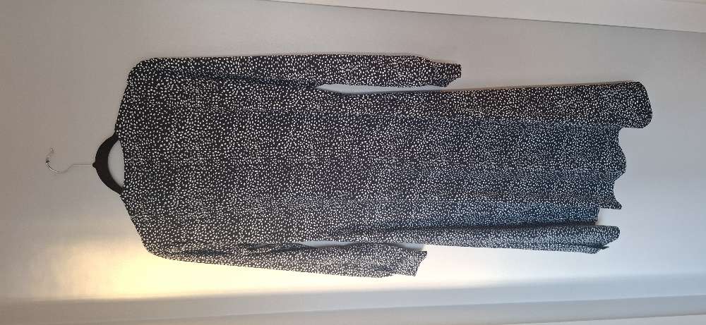 Freequent st. M polka dot kjóll