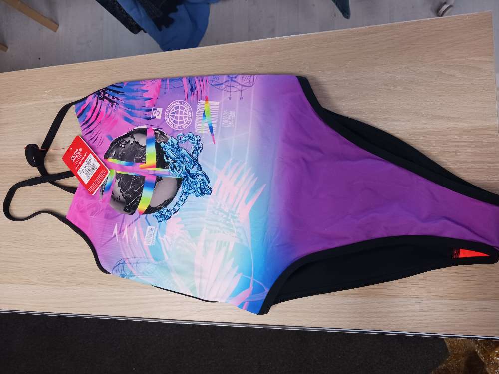 Speedo uusi uimapuku 38