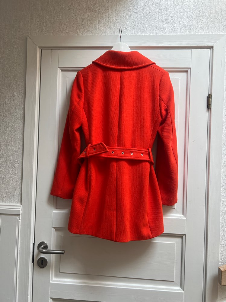 H&M oransje jakke
