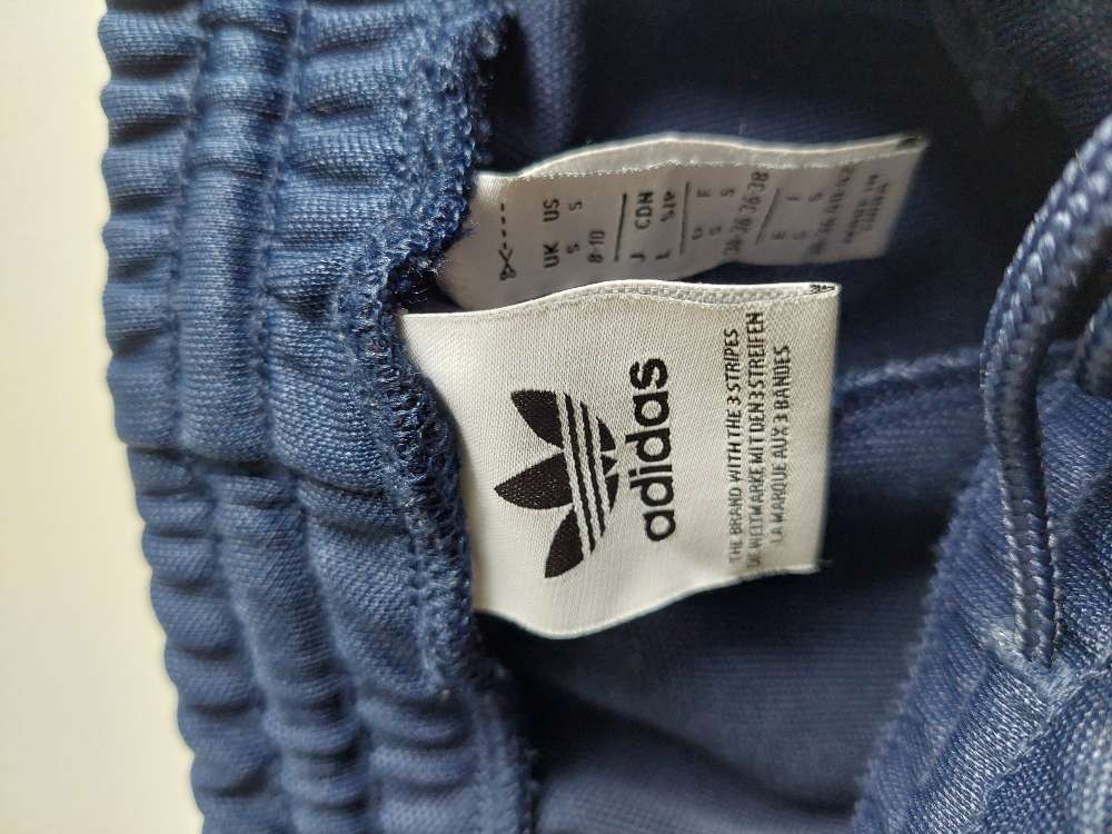 Adidas buxur, sem nýjar, str small