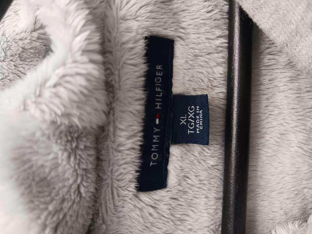 Hilfiger harmaa huppari XL