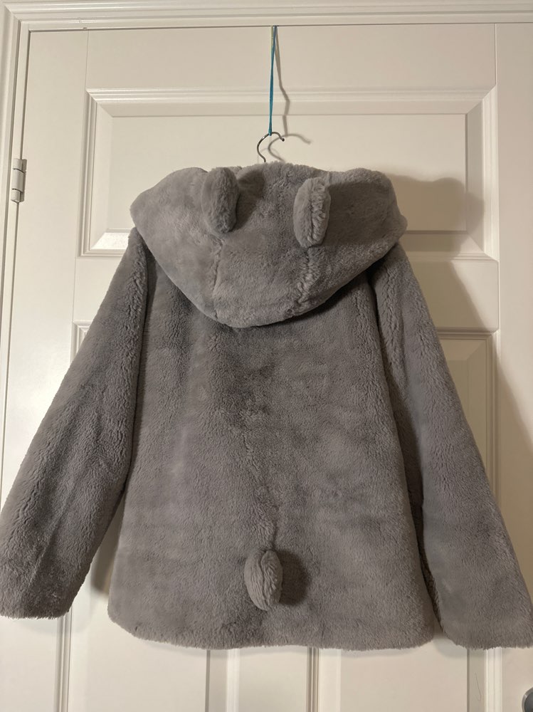 Pelskåpe str 9-10år nb knappene