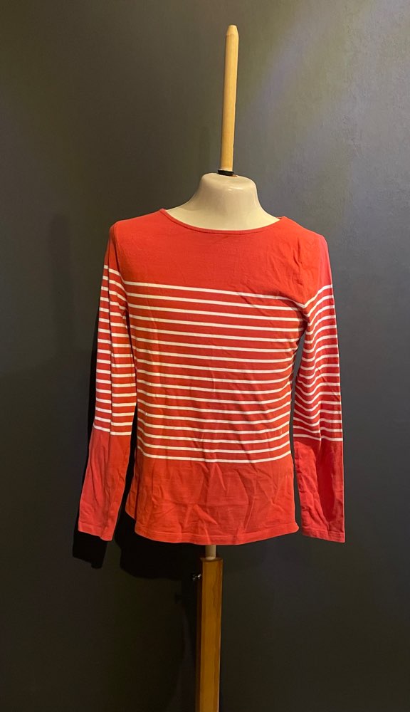 Rød/hvit genser fra Jean Poul str M