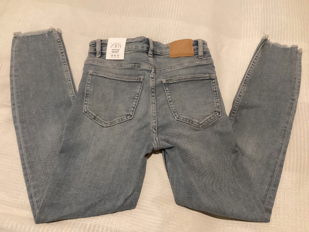 Uudet farkut, Zara 36