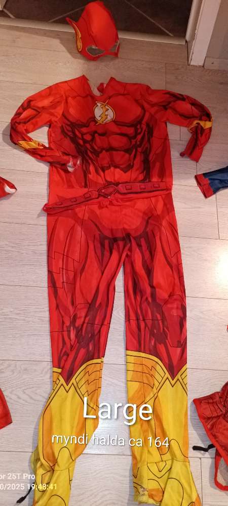 Flash búningur, belti og gríma. St L