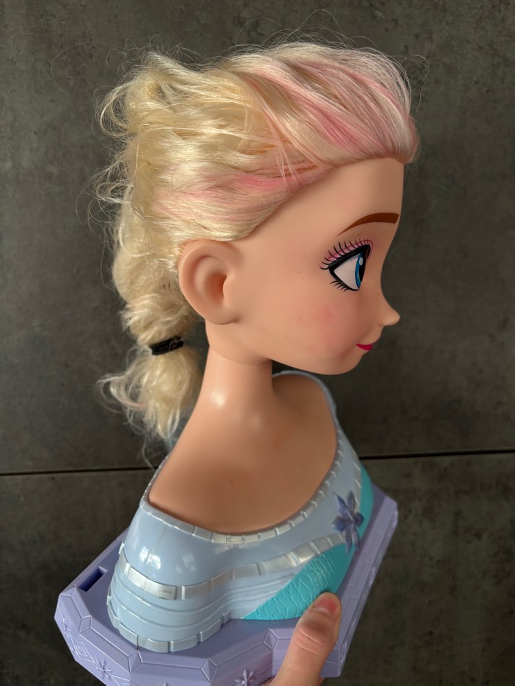 Elsa make up dúkkuhaus