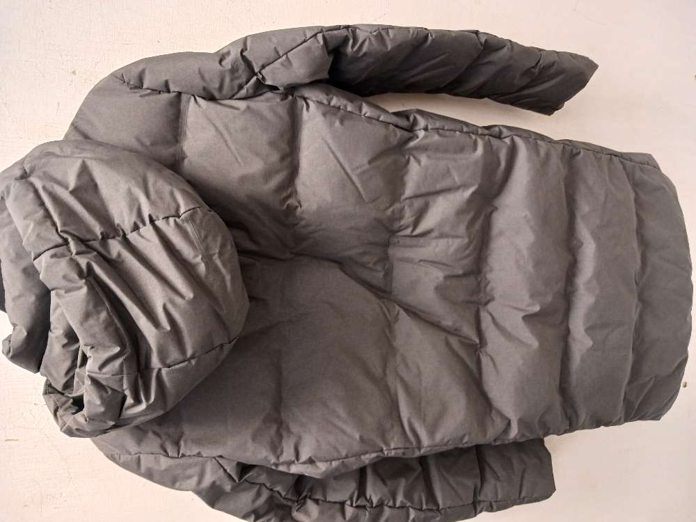 Construe harmaa untuvatakki XS