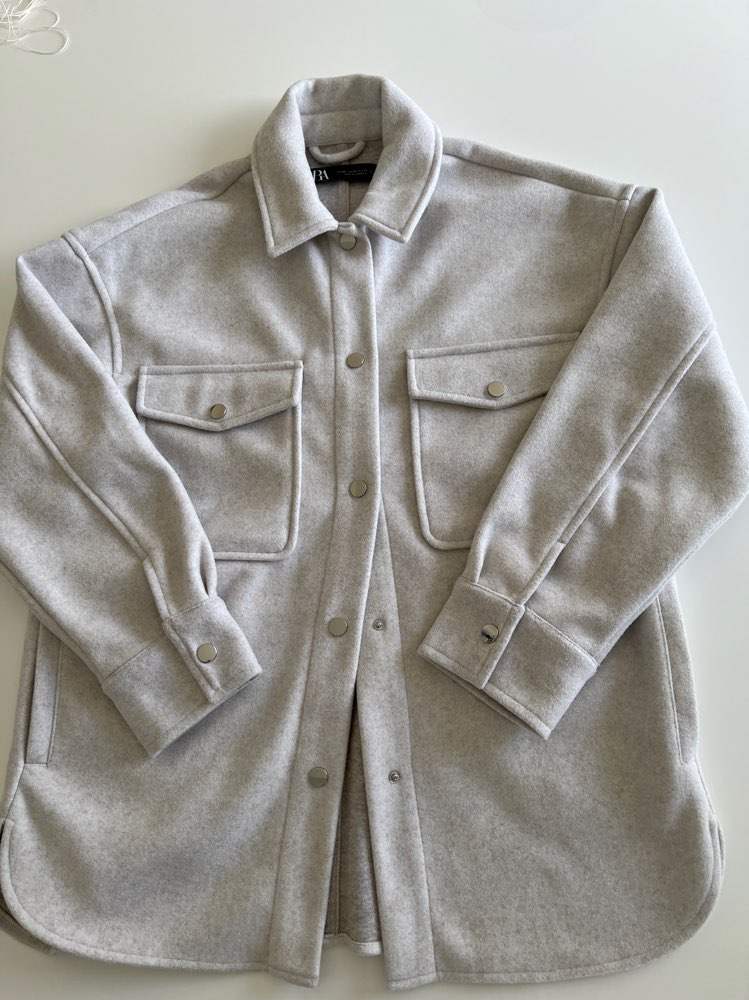 Zara woman shacket xs