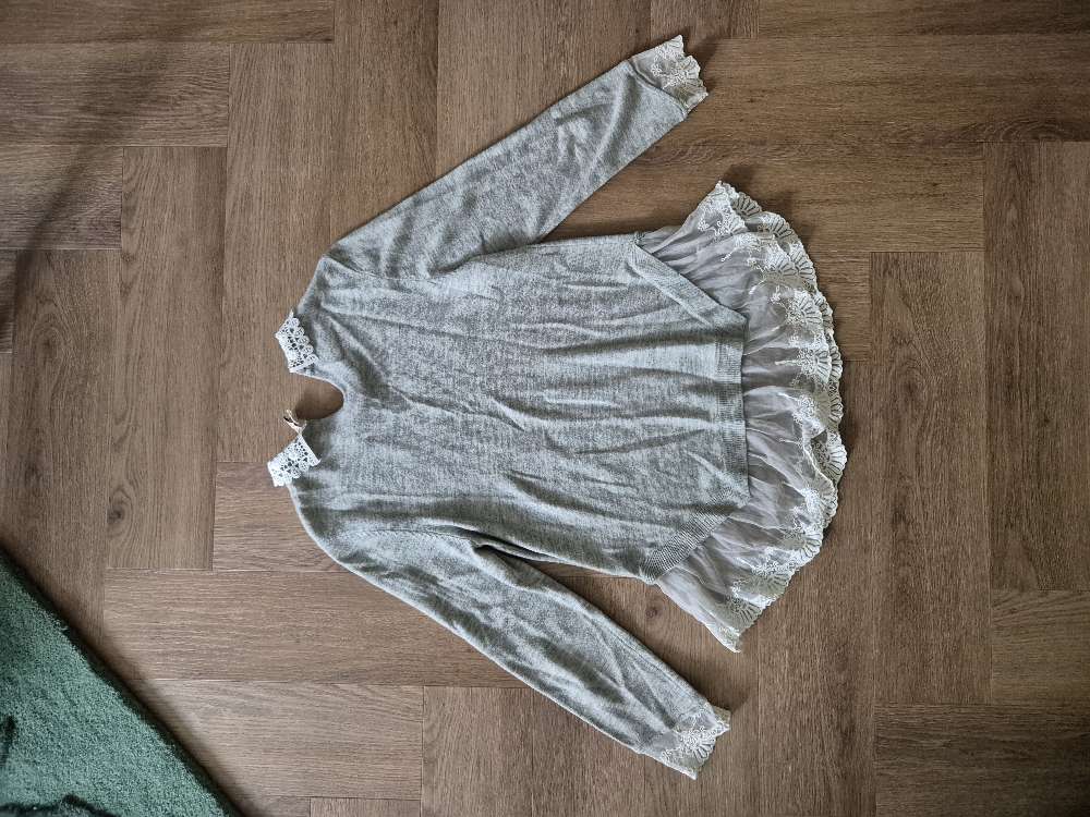 H&M harmaa neule