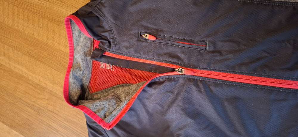 UA cold gear st. M jakki
