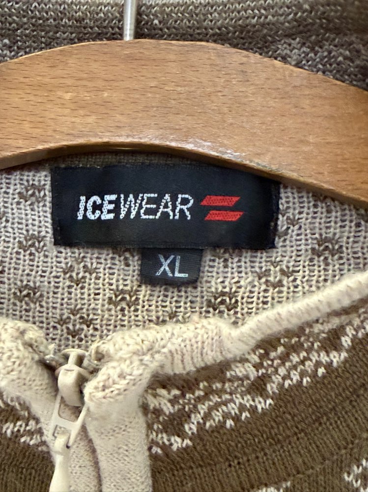 Icewear ullarpeysa XL