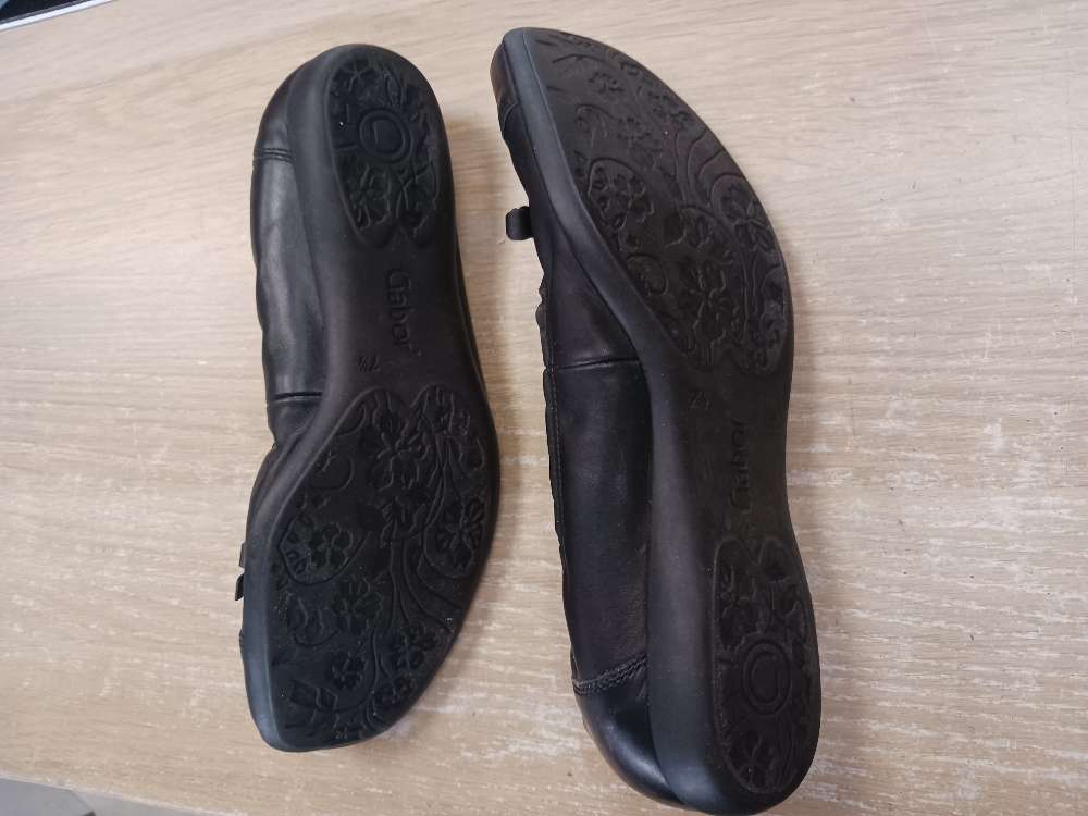 Gabor mustat kengät 7,5