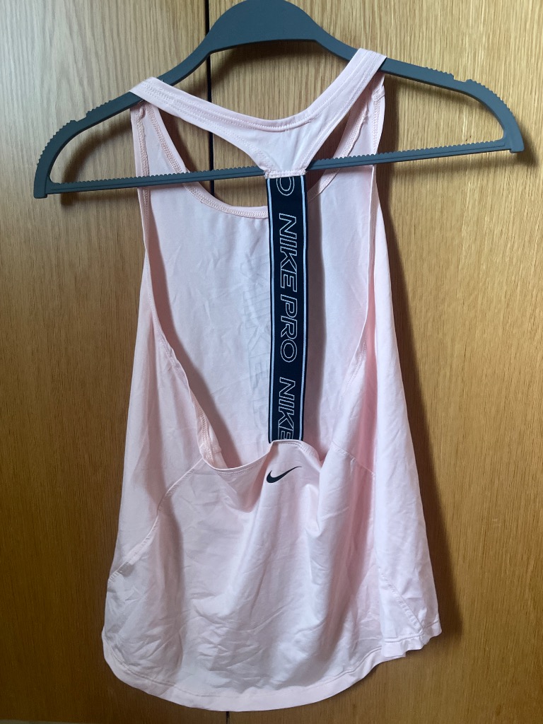 Ljósbleikur nike pro tank top i xs