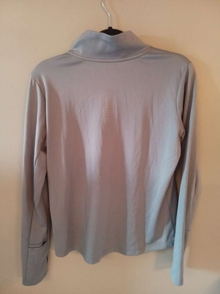 Nike þunn íþróttapeysa gráblá St M