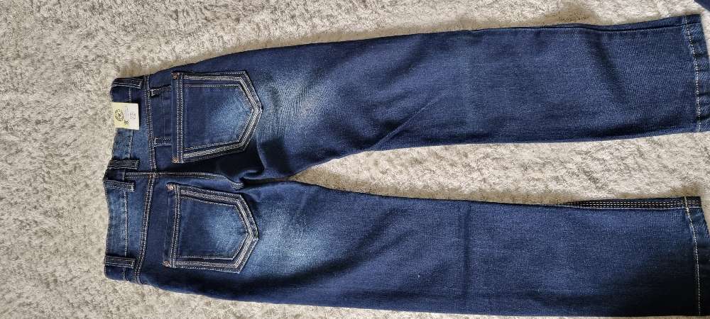 Uudet slim farkut, W25