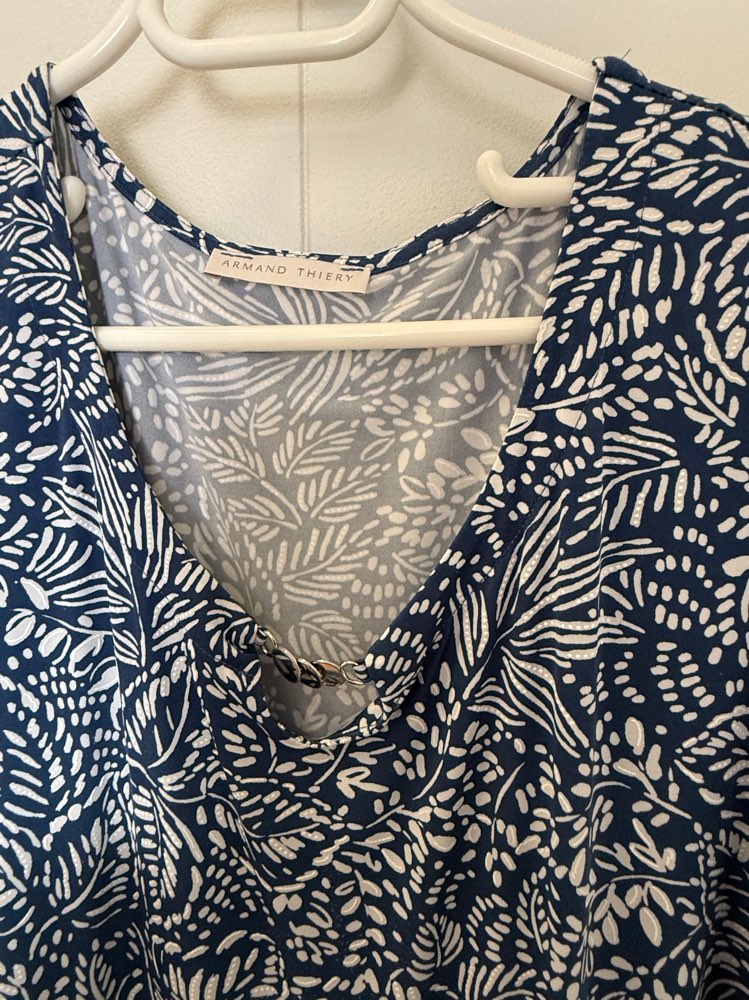 Kjóll Armand Thiery XL