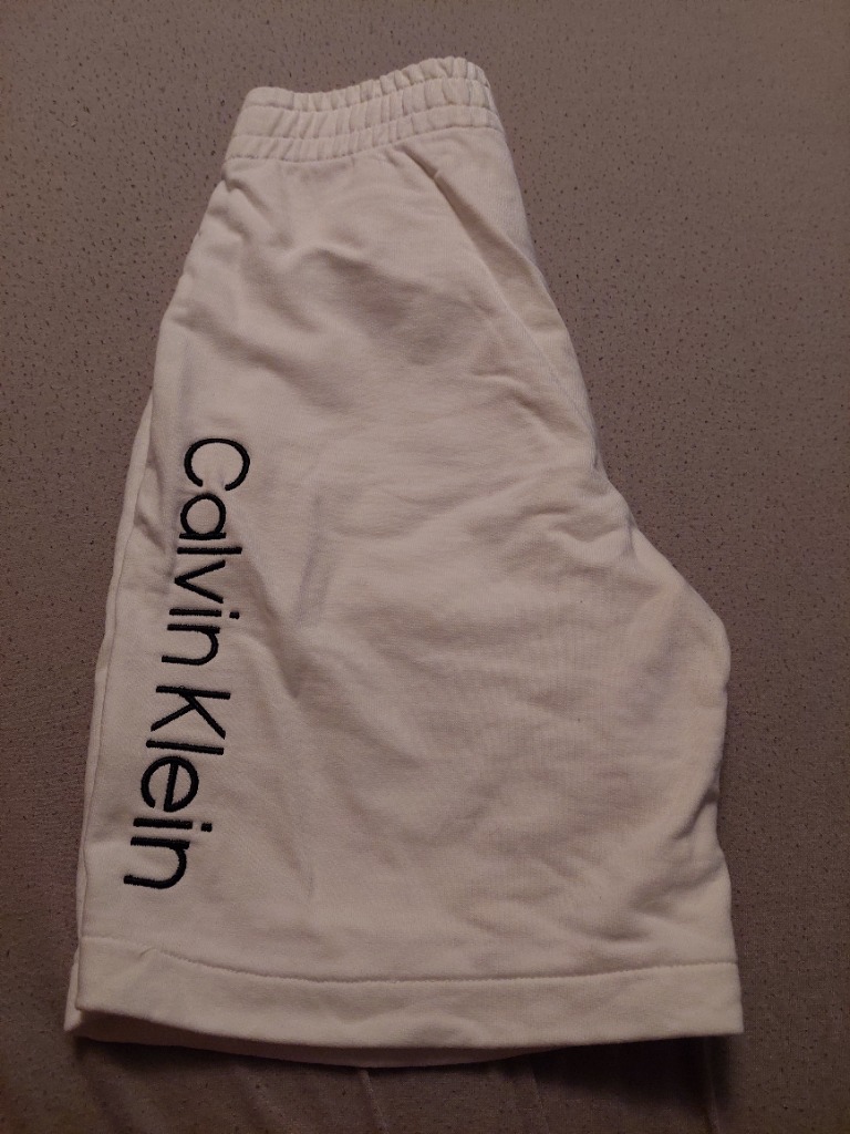 CK stuttbuxur 