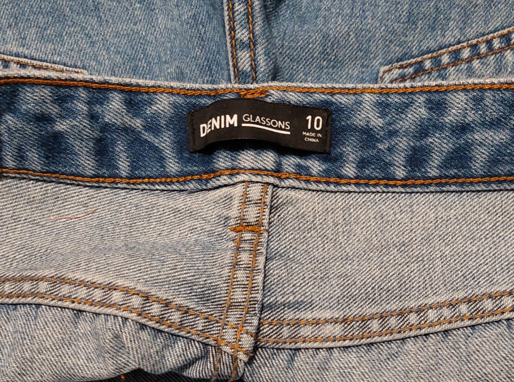 Farkku shortsit koko 38