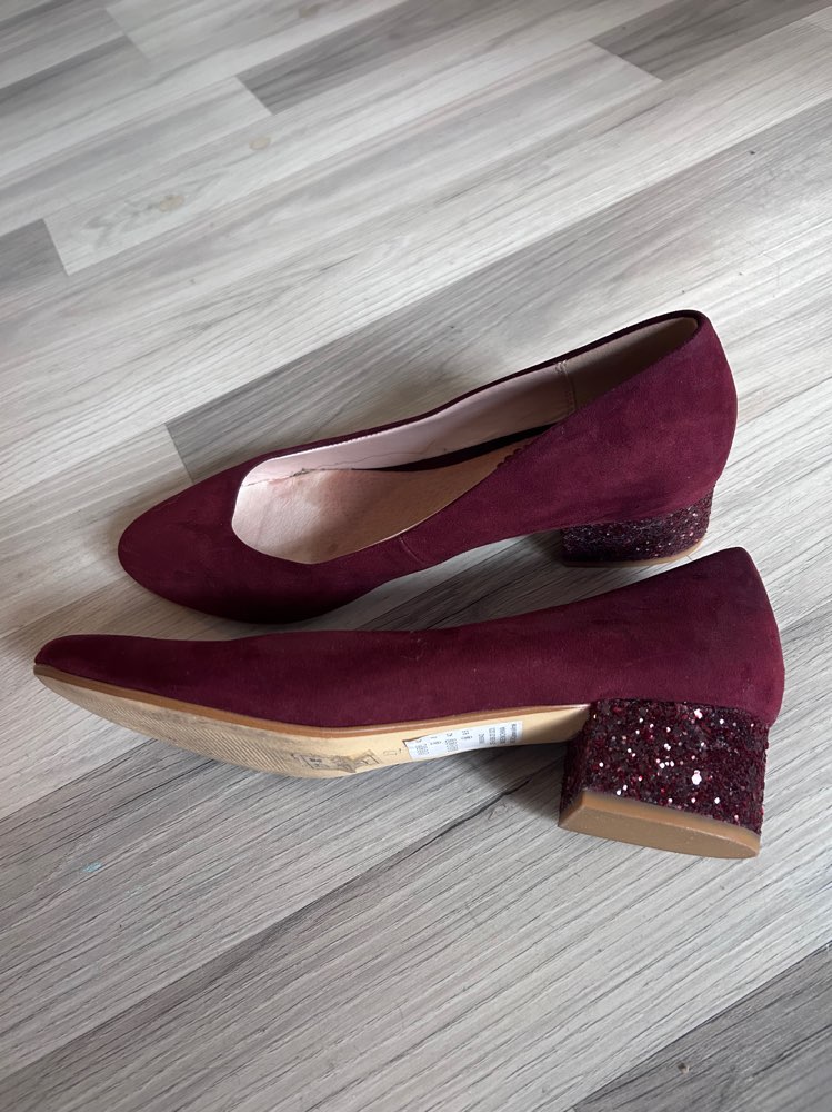 Pumps str 42, blokkhæl 4 cm