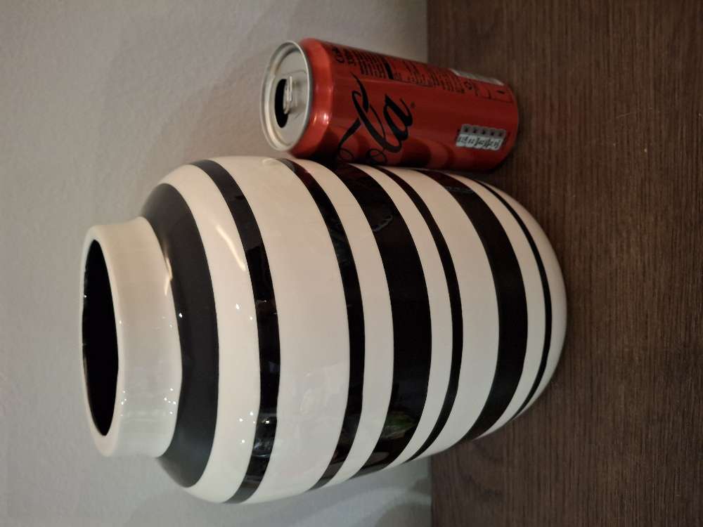 Blómavasi úr húsgagnahöllinni