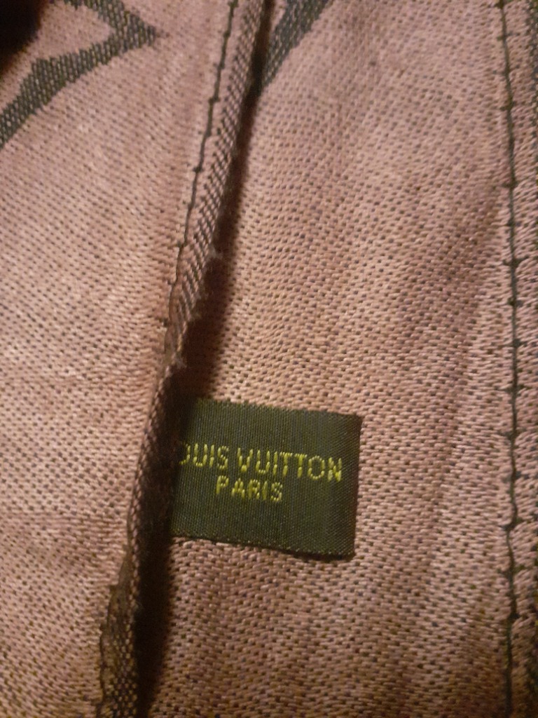 Trefill merktur Louis Vuitton