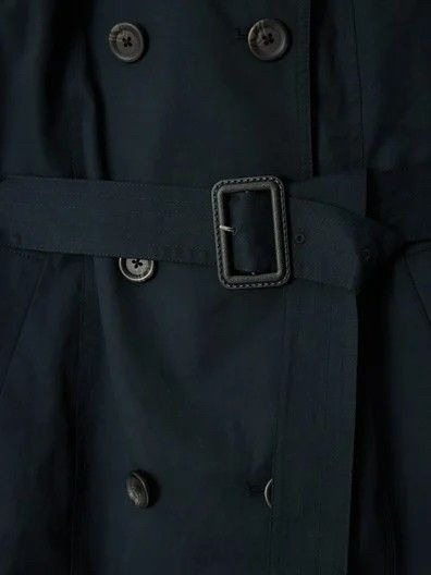 Trenchcoat i navy blå