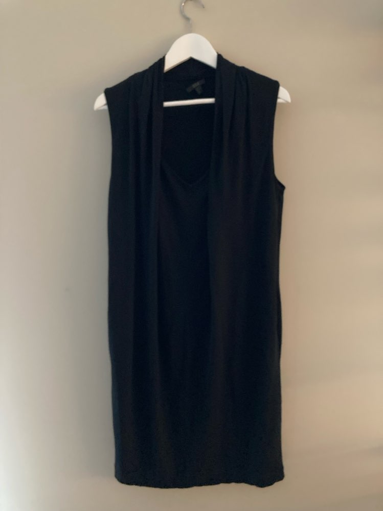 COS - svart kjole - str M