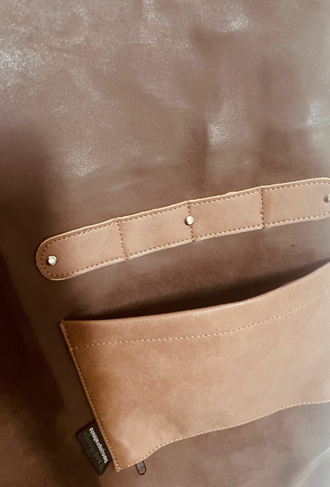 Esu, faux leather