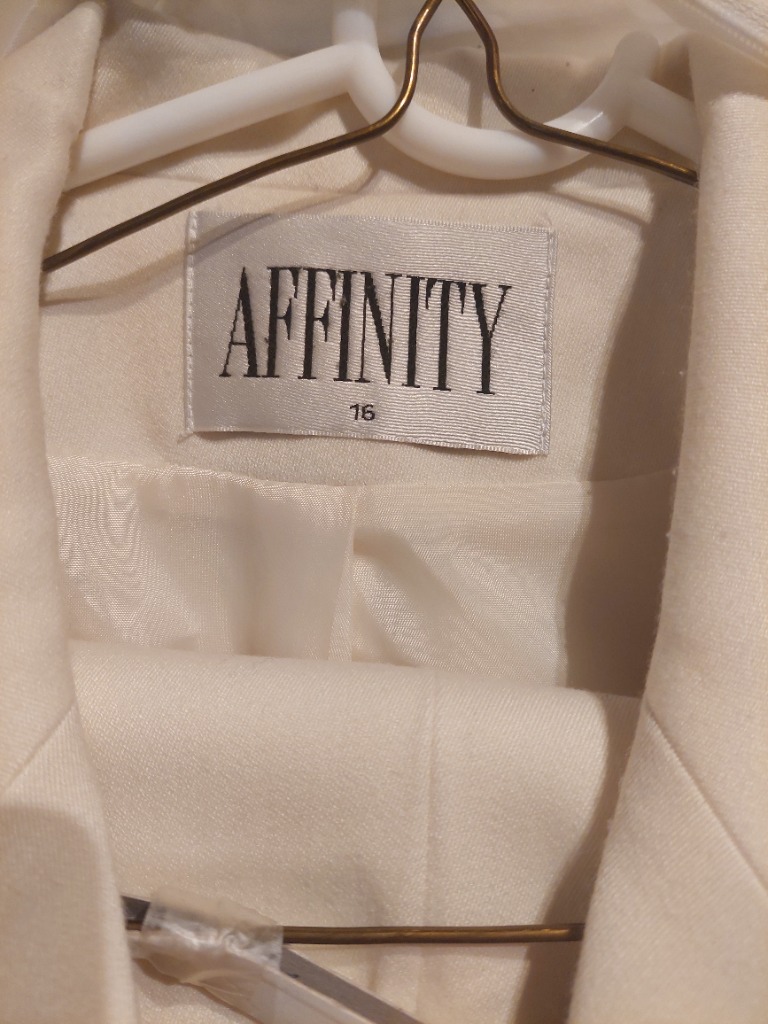 Affinity sett