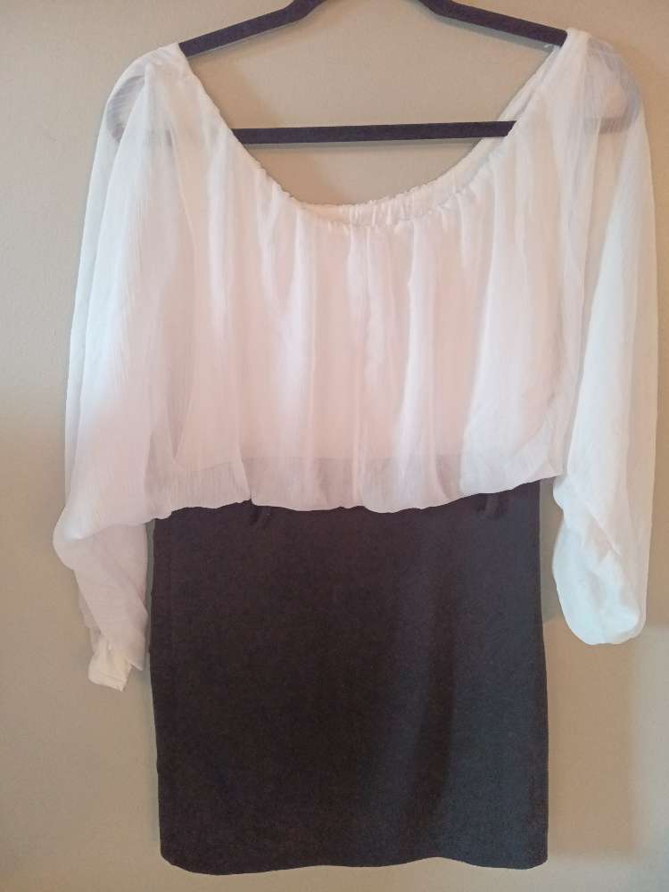 Hvítur og svartur kjóll St sirka M-L