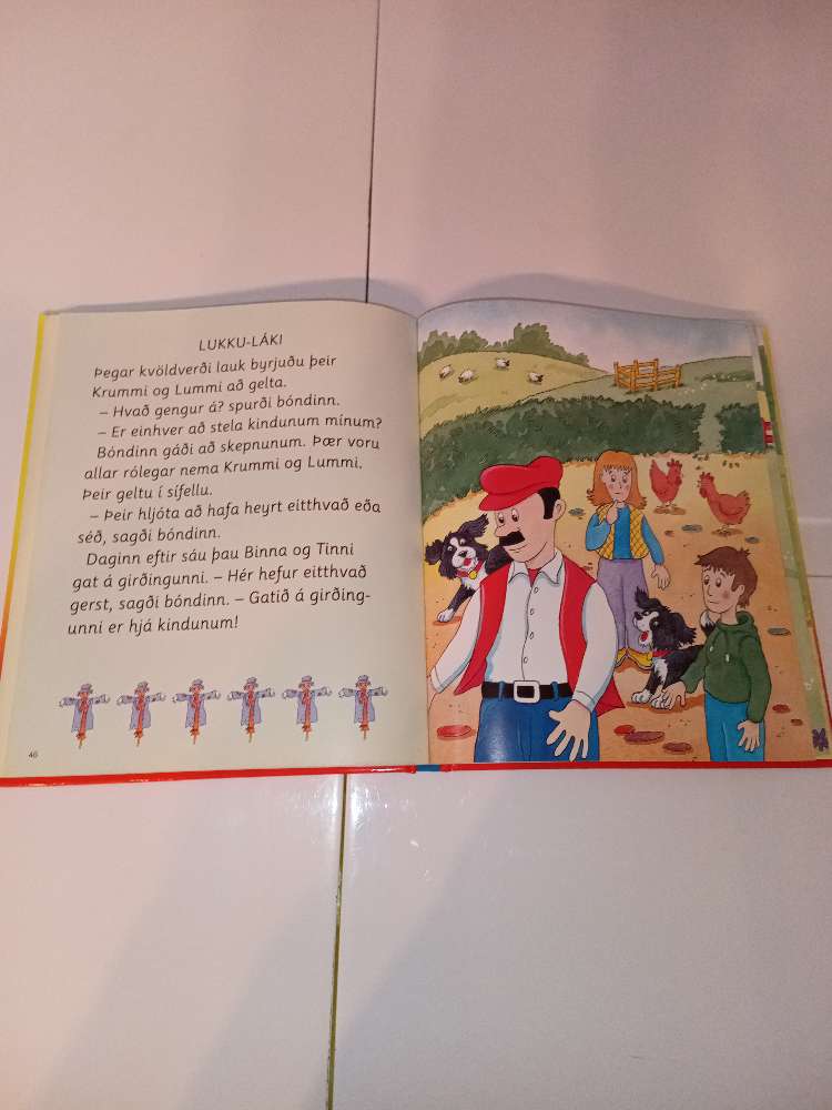 Lesum saman 15 dýrasögur