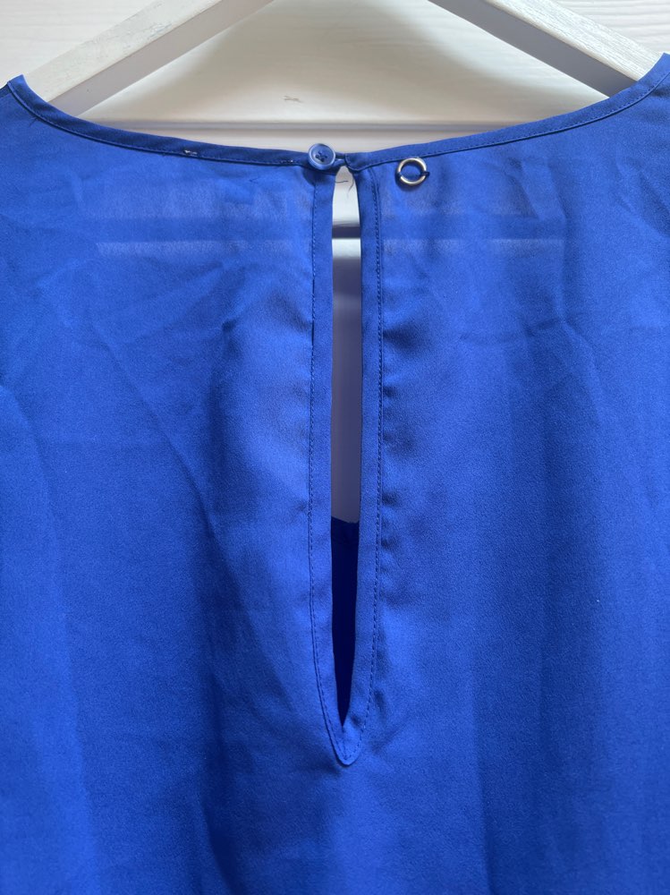 A: «Buksedress» str 36