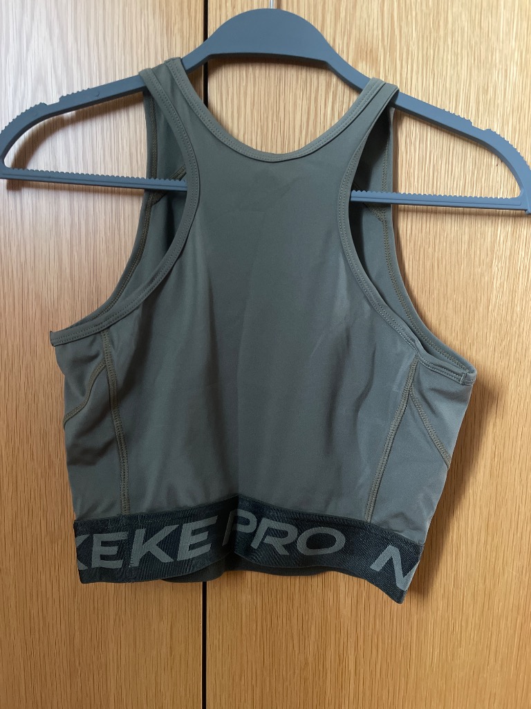 Nike pro toppur