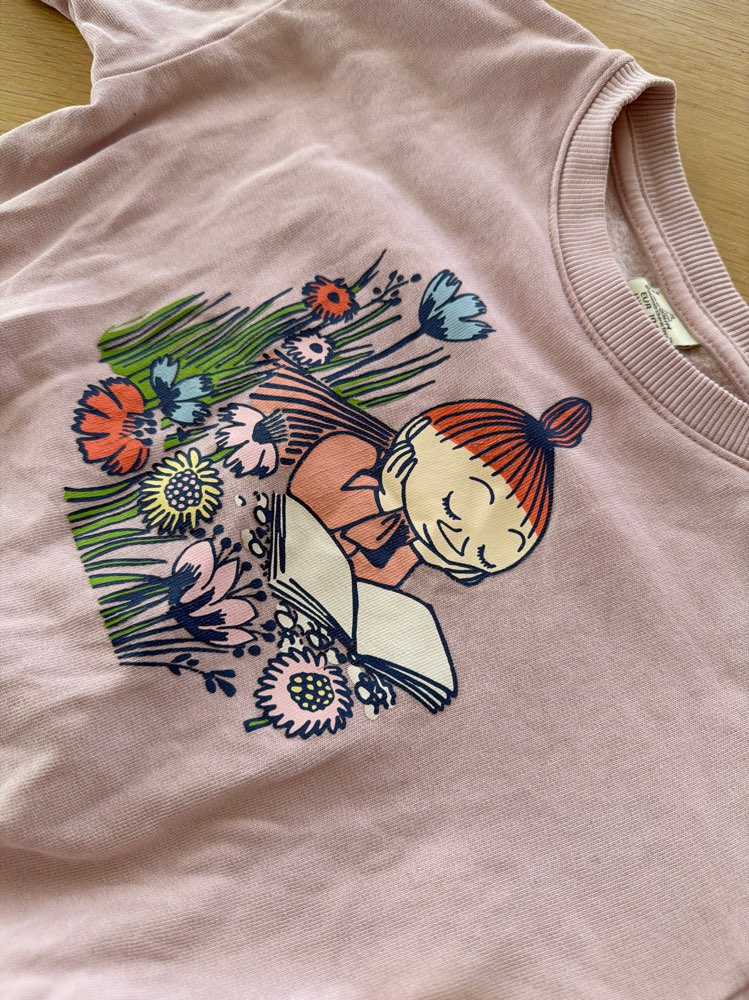 Lindex peysa moomin 104