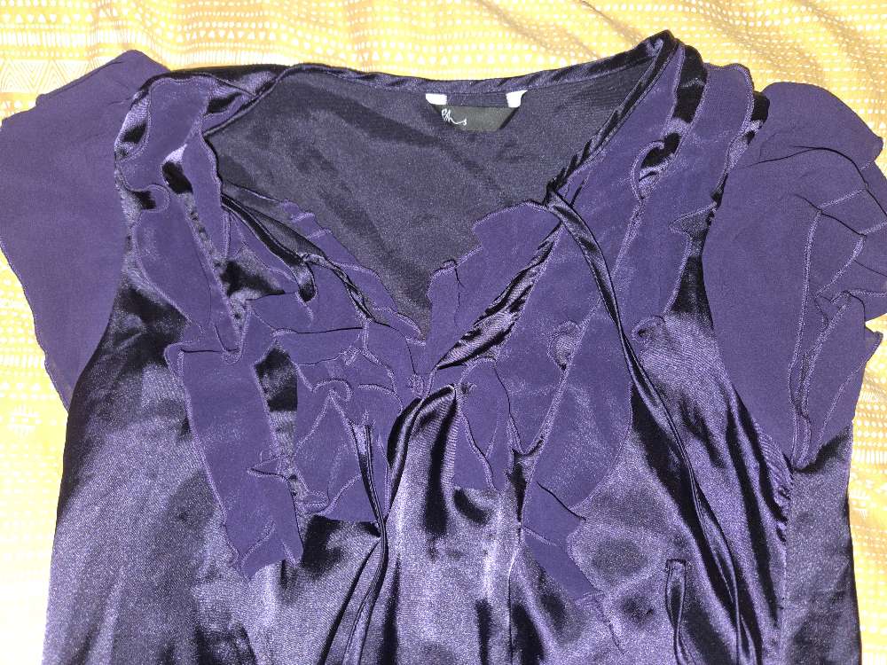 Skyrta fjólublá st. M / 40 ónotuð