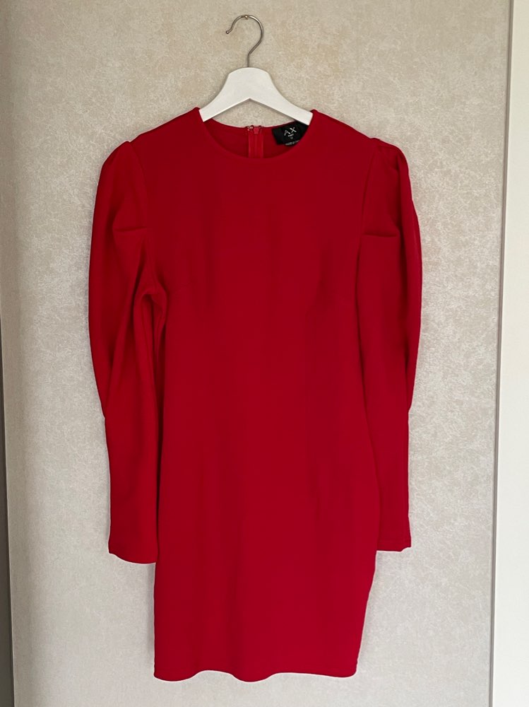 Rød langermet kjole AX paris str. M-L
