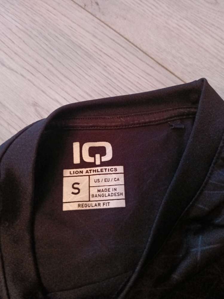 Íþróttabolur. Lion athletics St S