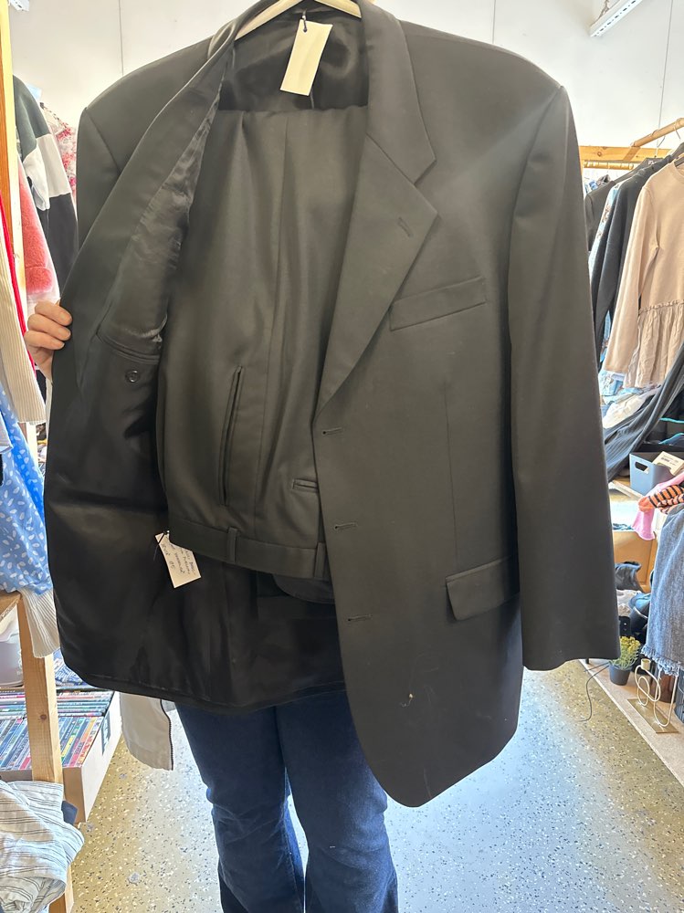 Classic man tumma miestenpuku