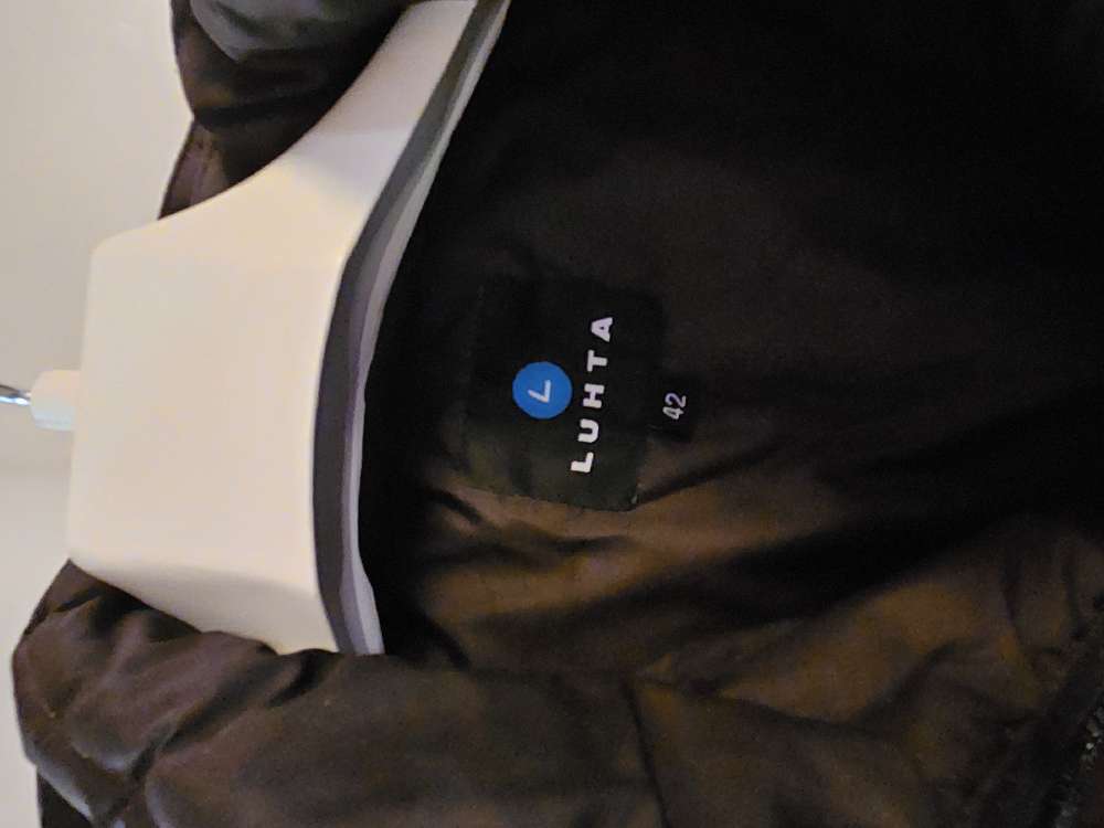 LUHTA toppatakki koko 42 vähän käytetty