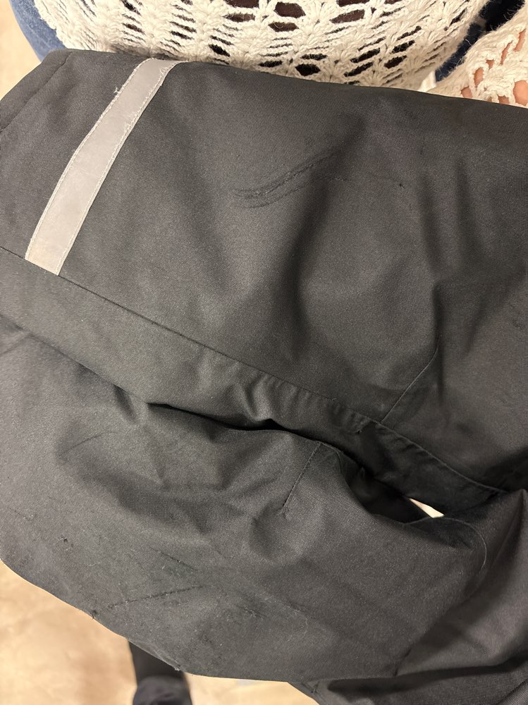 Ciraf musta toppahaalari, 128