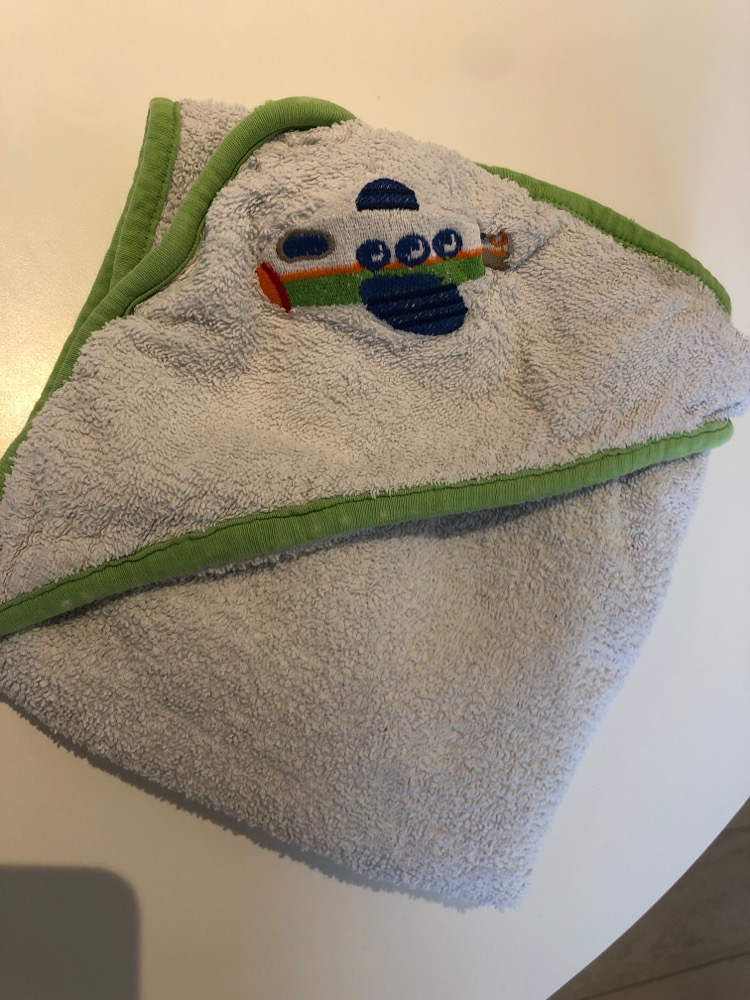 Babyhåndklæde med flyver