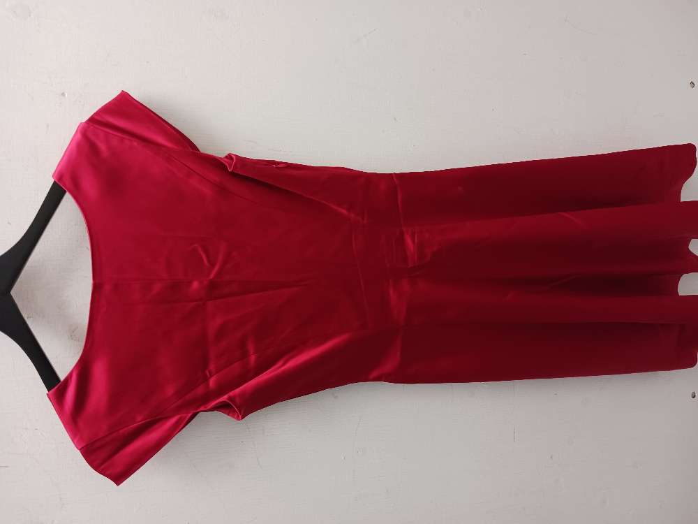 Inwear punainen mekko 32