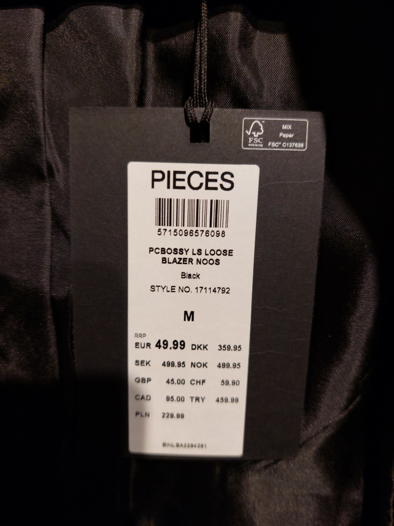 Nýr Pieces blazer M