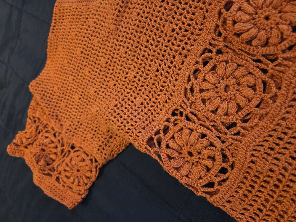 Virkattu boho paita M