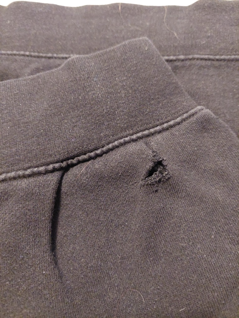 FOX peysa XL