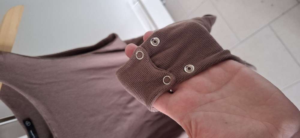 Samfella UK 12-14 brún riffuð