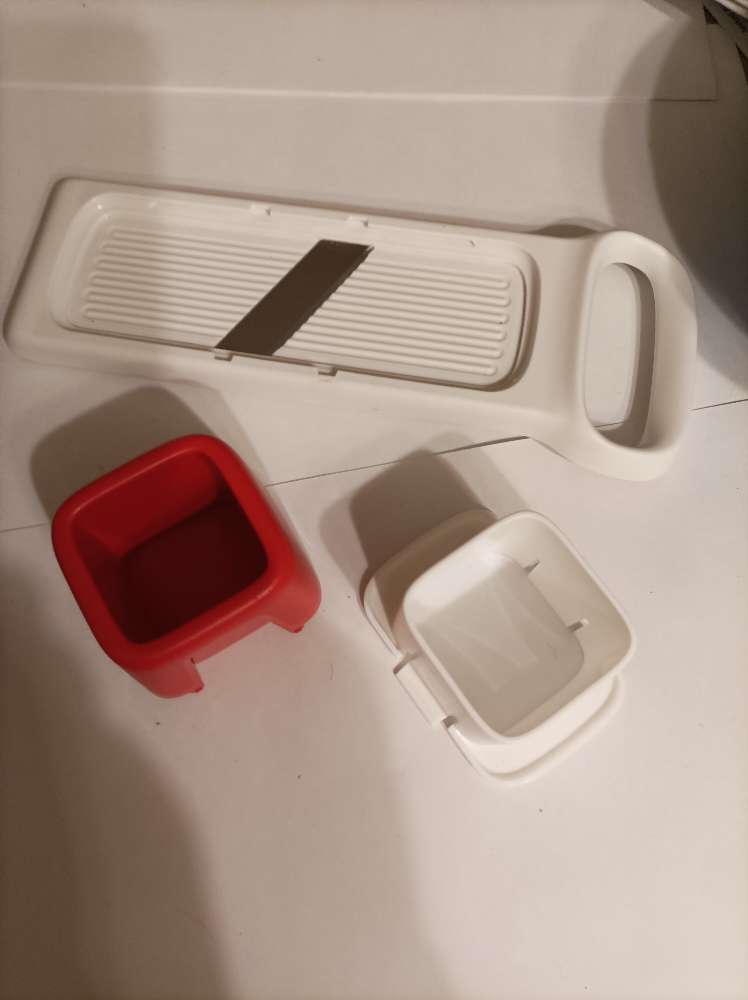 Tupperware Mini Mando