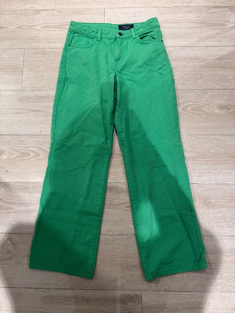 Grønn jeans